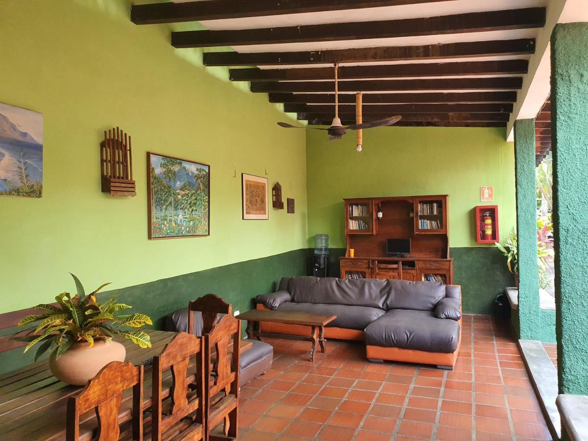 Hostal Nova Colonial Puerto Colombia Exterior photo