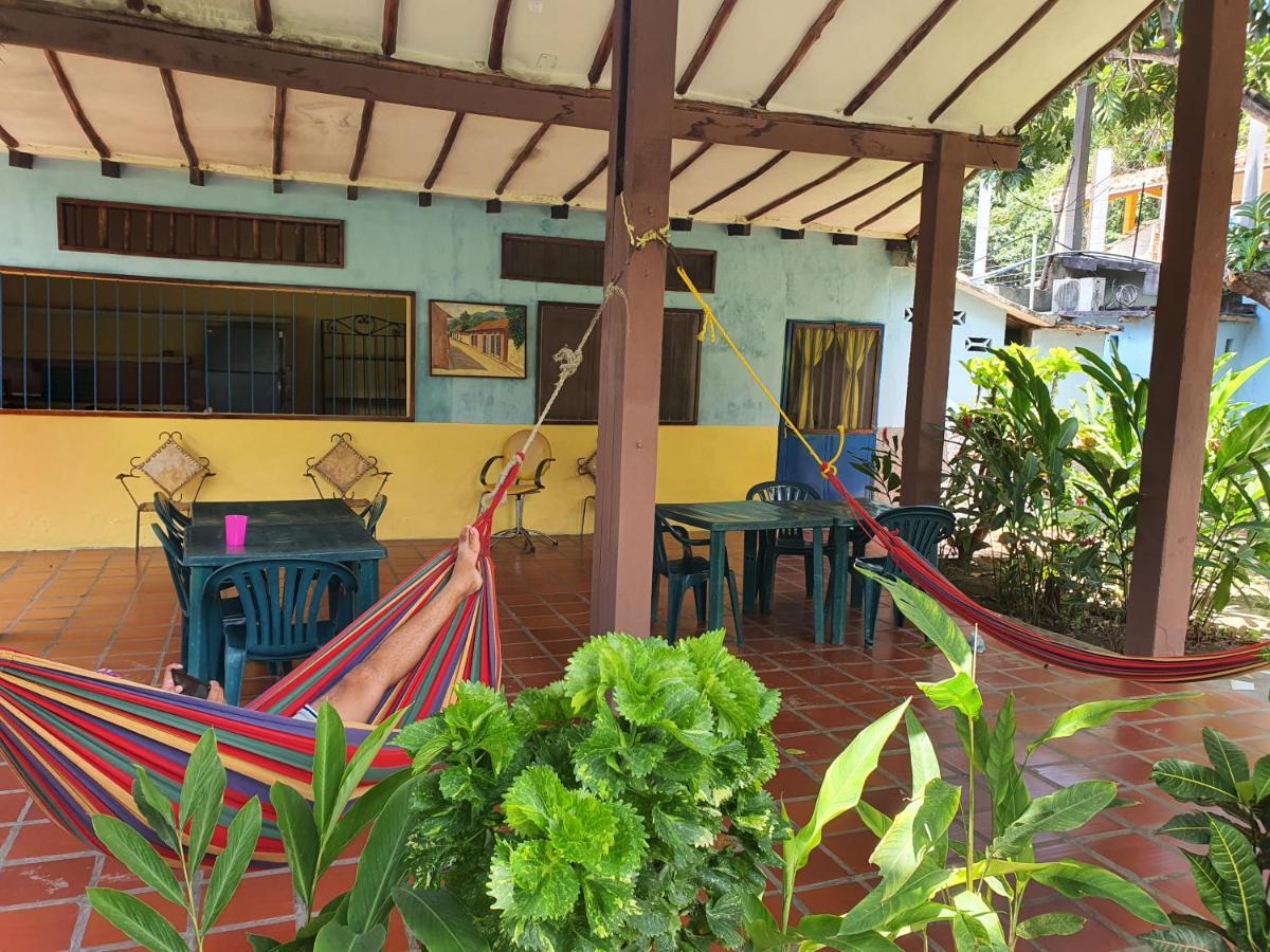 Hostal Nova Colonial Puerto Colombia Exterior photo